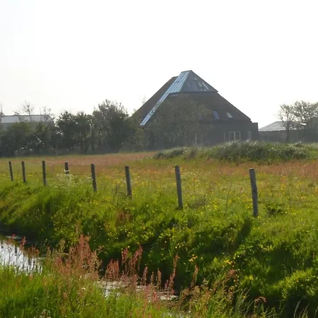 Holiday home In Authentic Rural Farmhouse Callantsoog